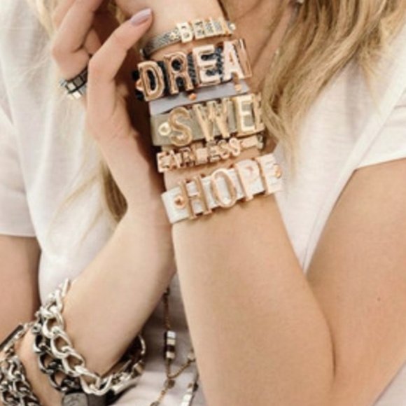 BCBGeneration Metalic BELLA Affirmation Bracelet - Picture 9 of 9